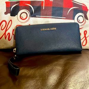 Michael Kors Wristlet